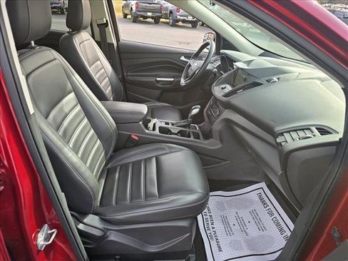 Used 2019 Ford Escape SEL image 15