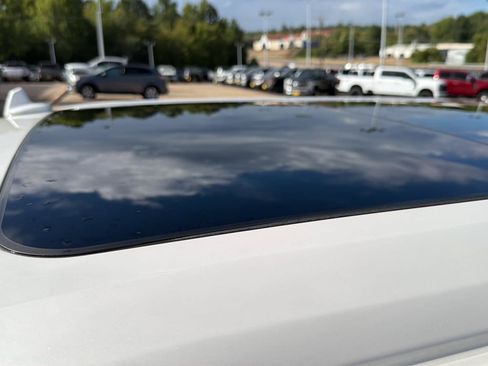Used 2019 Ford F150 King Ranch w/ Equipment Group 601A Luxury AWD/4WD image 24