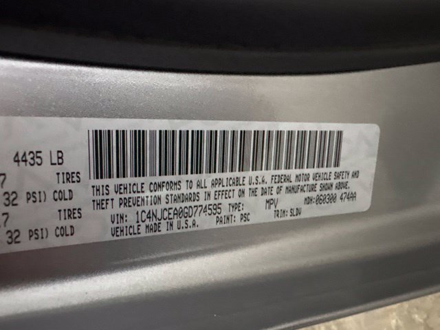 Used 2016 Jeep Compass High Altitude FWD image 51