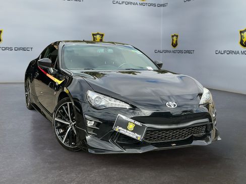 Used 2019 Toyota 86 TRD SE image 3