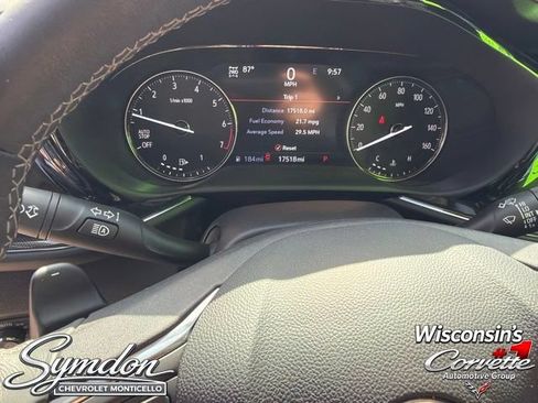 Used 2023 Buick Envision Essence AWD/4WD image 10