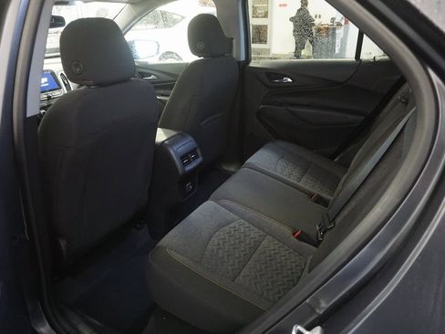 Used 2022 Chevrolet Equinox LT image 23