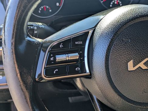 Used 2023 Kia Seltos S image 19