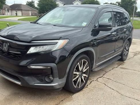 Used 2020 Honda Pilot Touring image 3