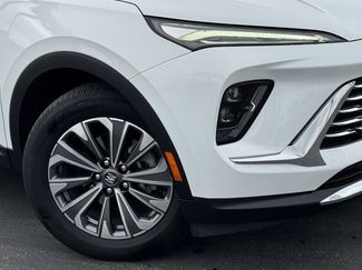 Used 2024 Buick Envision Preferred video 2