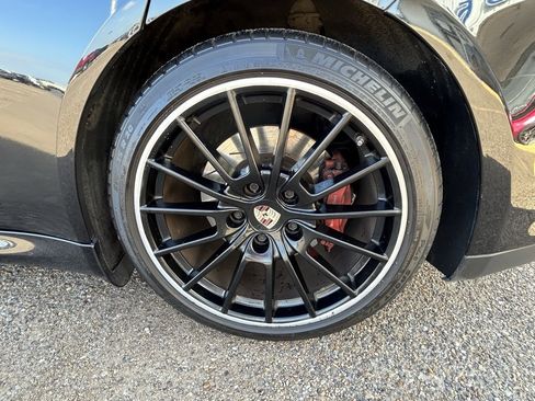 Used 2013 Porsche Panamera GTS image 9