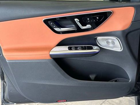 New 2026 Mercedes-Benz GLC 300 4MATIC image 16