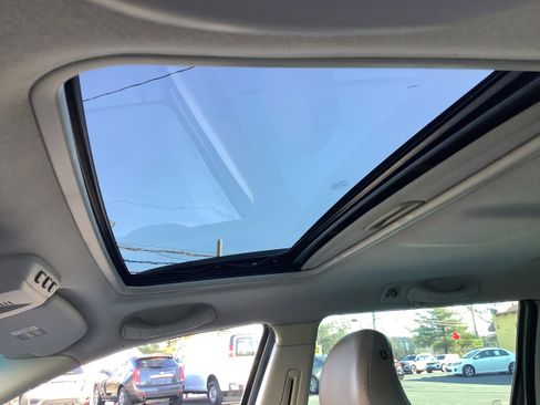 Used 2004 Volvo XC70 image 19