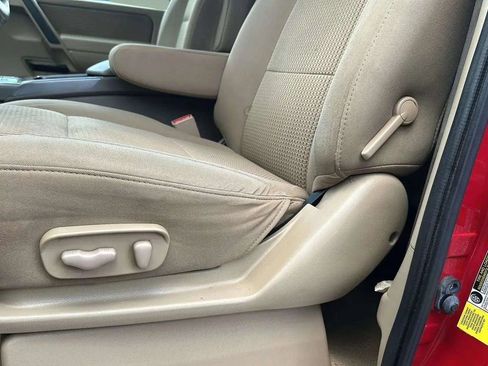 Used 2012 Nissan Titan SV w/ SV Value Truck Pkg image 13