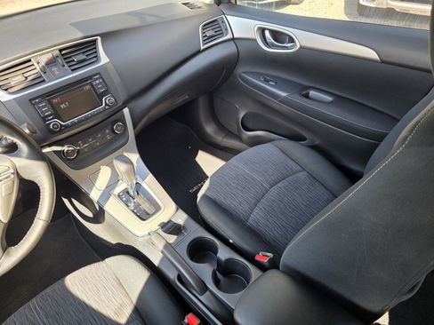 Used 2015 Nissan Sentra SV image 14