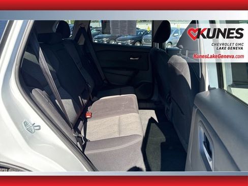 Used 2024 Nissan Rogue SV image 17