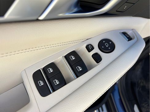 Used 2021 BMW X5 xDrive45e w/ Premium Package image 26