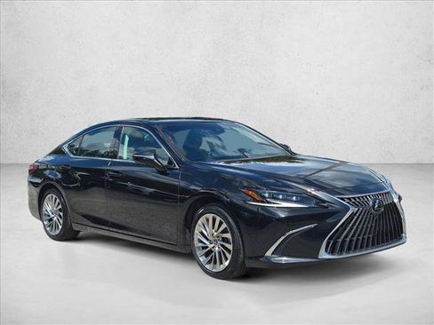 Certified 2023 Lexus ES 350 Ultra Luxury w/ Accessory Package (Z2) FWD image 3