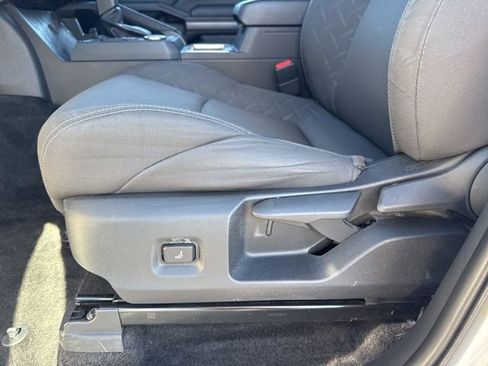 Used 2024 Toyota Tacoma SR5 image 17