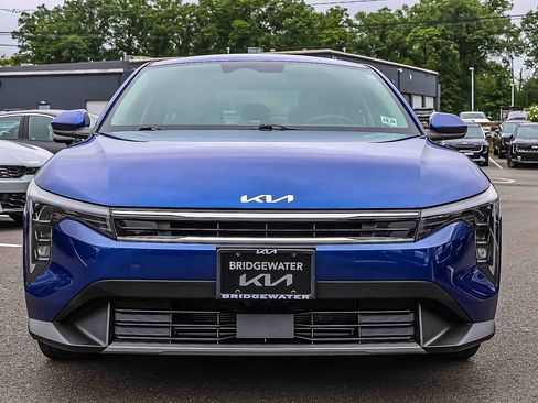Certified 2025 Kia K4 EX FWD image 2