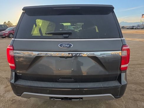 Used 2018 Ford Expedition Max XLT w/ Equipment Group 202A image 4