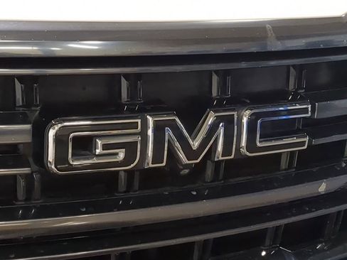 Used 2023 GMC Yukon AT4 w/ Technology Package image 23