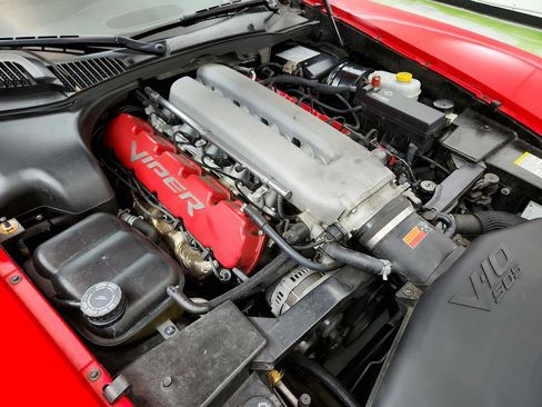 Used 2005 Dodge Viper SRT-10 image 28