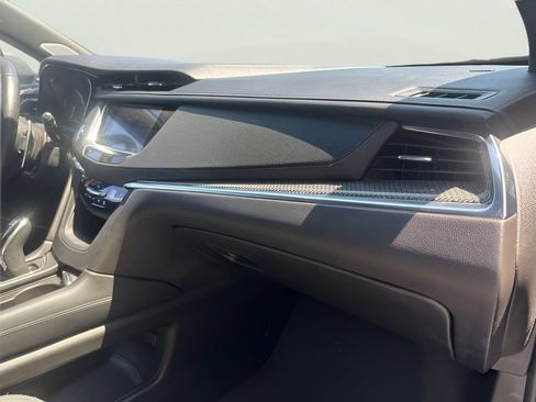 Used 2020 Cadillac XT5 Sportv AWD/4WD image 18