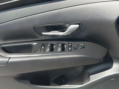 Used 2023 Hyundai Tucson SEL FWD image 28