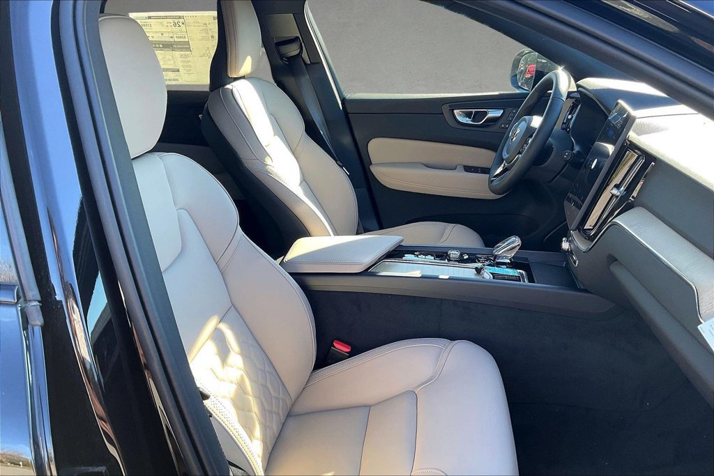 New 2026 Volvo XC60 B5 Plus w/ Climate Package AWD/4WD image 12