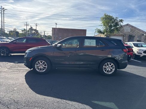 Certified 2022 Chevrolet Equinox LS image 4
