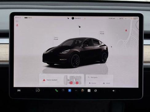 Used 2022 Tesla Model Y Performance image 15