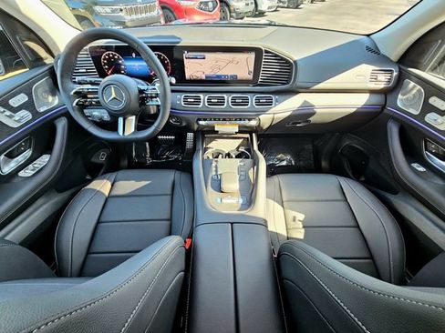 New 2026 Mercedes-Benz GLS 450 4MATIC image 29