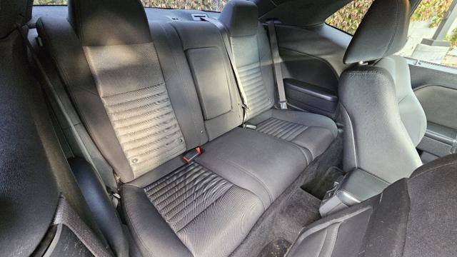 Used 2013 Dodge Challenger R/T w/ Sound Group II RWD image 31
