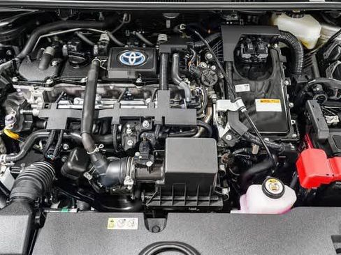 Certified 2022 Toyota Corolla LE FWD image 28