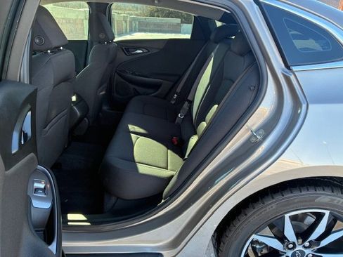 Used 2022 Chevrolet Malibu RS w/ LPO, Convenience Package 2 image 18