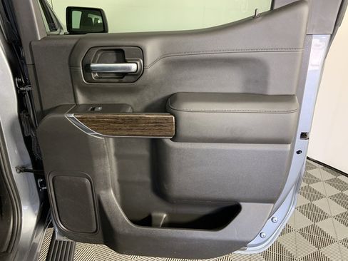 Used 2022 GMC Sierra 1500 Elevation image 24