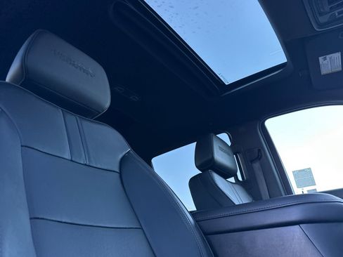 Used 2022 Chevrolet Silverado 1500 High Country w/ LPO, Dark Essentials Package image 20