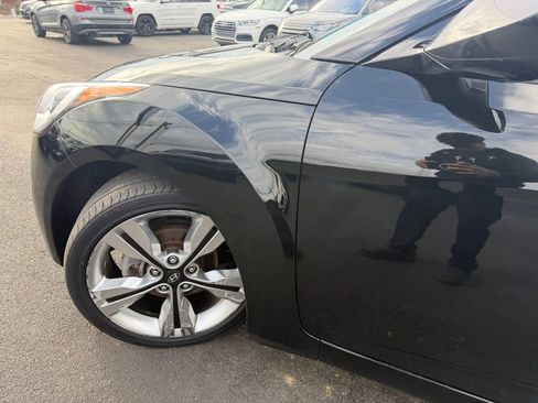 Used 2016 Hyundai Veloster w/ Option Group 03 FWD image 43