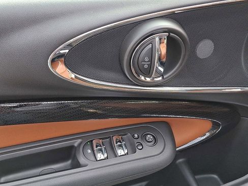 Used 2023 MINI Cooper Clubman S image 11