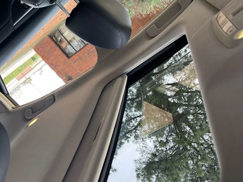 Used 2013 Nissan Altima 2.5 SL w/ Technology Pkg image 19