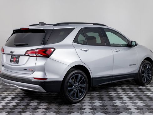 Used 2022 Chevrolet Equinox RS w/ Infotainment Package AWD/4WD image 8