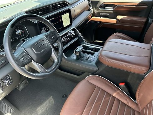 Used 2024 GMC Sierra 1500 Denali Ultimate AWD/4WD image 10