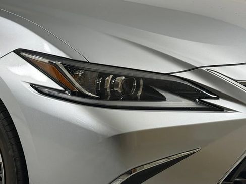 Certified 2023 Lexus ES 350 w/ Accessory Package (Z2) FWD image 14