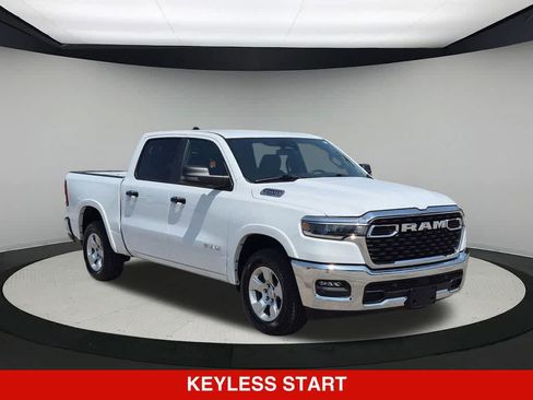 Used 2025 RAM 1500 Big Horn AWD/4WD image 9