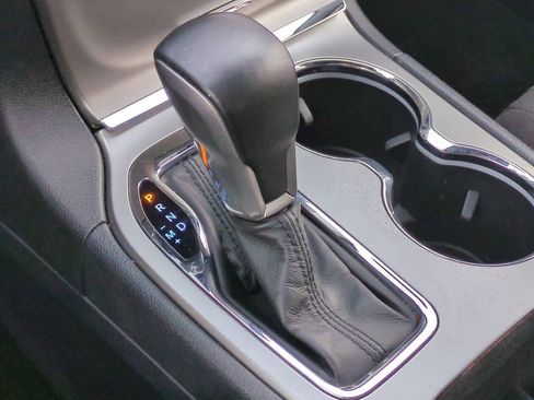 Used 2020 Jeep Grand Cherokee Laredo w/ Security & Convenience Group image 30