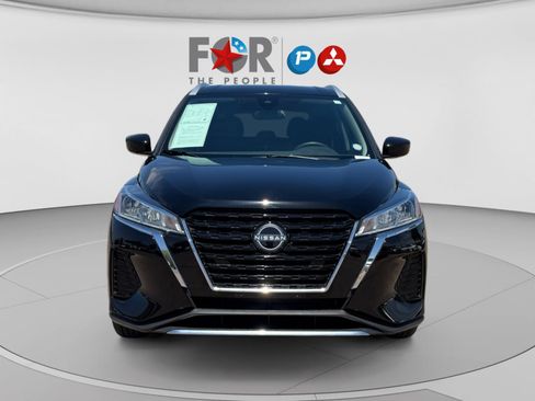 Used 2024 Nissan Kicks SV FWD image 8