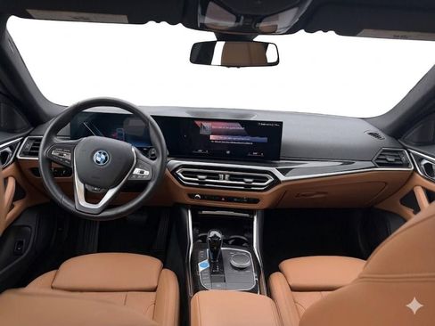 Used 2023 BMW i4 eDrive35 w/ Premium Package image 10