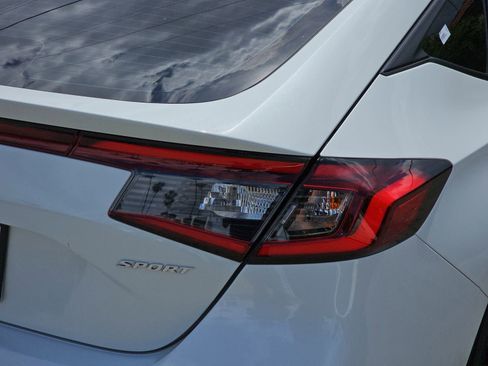Certified 2023 Honda Civic Sport image 33