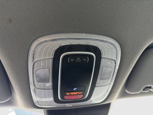 Used 2024 Hyundai Elantra SEL FWD image 33