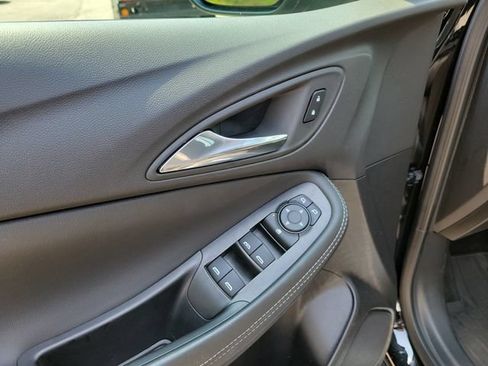 Used 2023 Buick Encore GX Preferred w/ Cold Weather Comfort Package AWD/4WD image 18