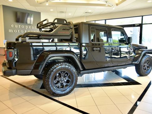 Used 2021 Jeep Gladiator Sport AWD/4WD image 7