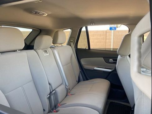 Used 2011 Ford Edge SE FWD image 6