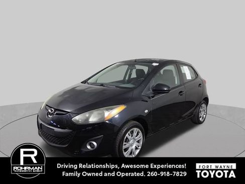 Used 2014 MAZDA MAZDA2 Sport FWD image 1
