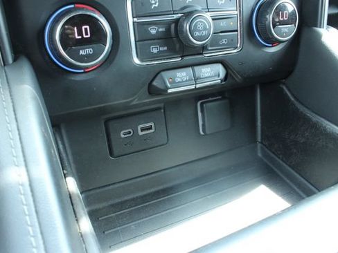 Used 2021 Chevrolet Tahoe LS AWD/4WD image 18